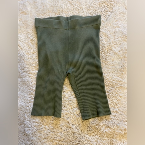 Lunya Green High-Waisted Bike Shorts Stretchy Fit - Picture 3 of 8